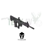 Siyah renkli Typhoon Sierra 12 Bullpup 12 kalibre yarı otomatik taktik av tüfeği.