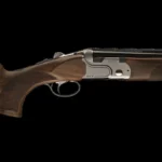 Profesyonel trap atıcılığı için tasarlanmış Beretta DT11 12 Kalibre süperpoze av tüfeği.